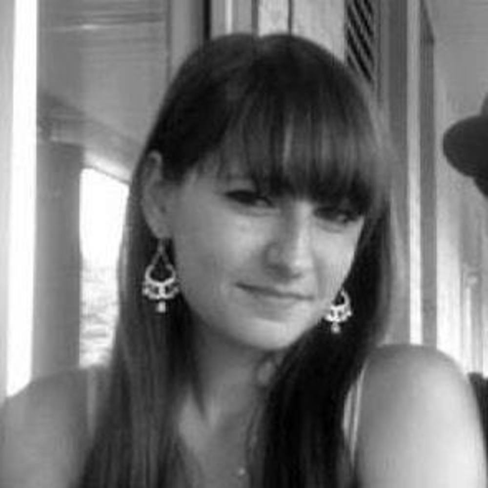 Meet your Posher, Caitlyn